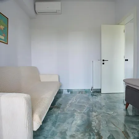 Iraklia Sea View 아파트