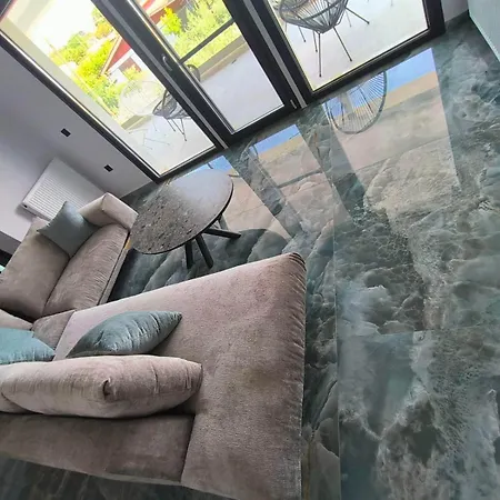 Iraklia Sea View דירה ניאה אירקליה