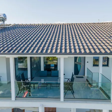 דירה Iraklia Sea View